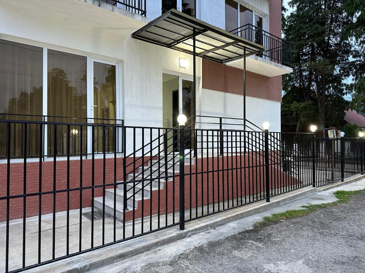 Hotel Kukaracha à Ureki Extérieur photo